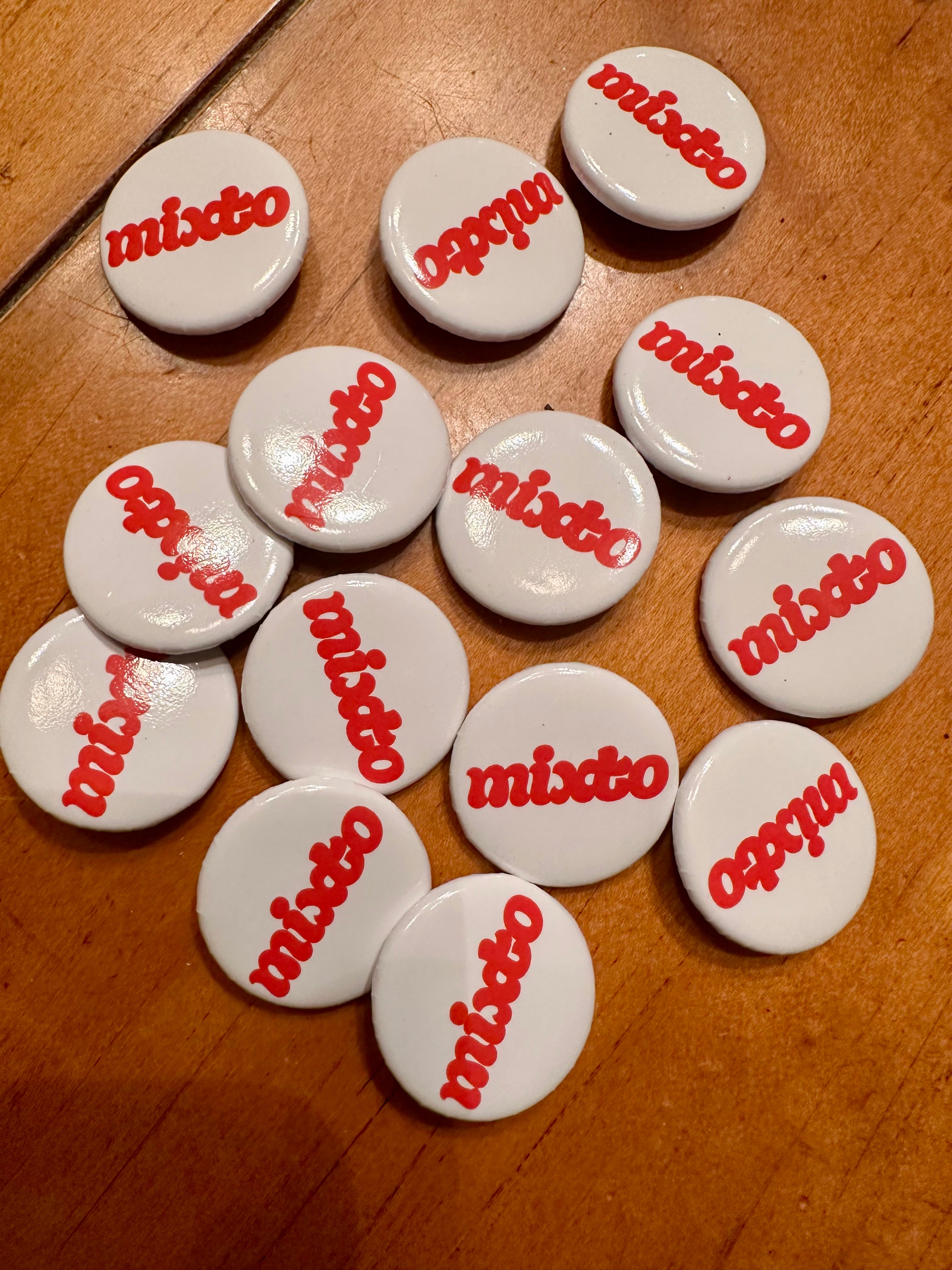 MIXTO BUTTON